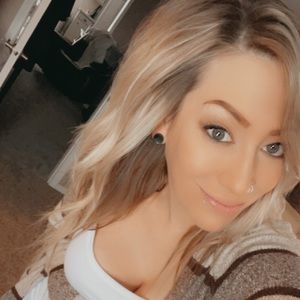 Meet your Posher, Stacie